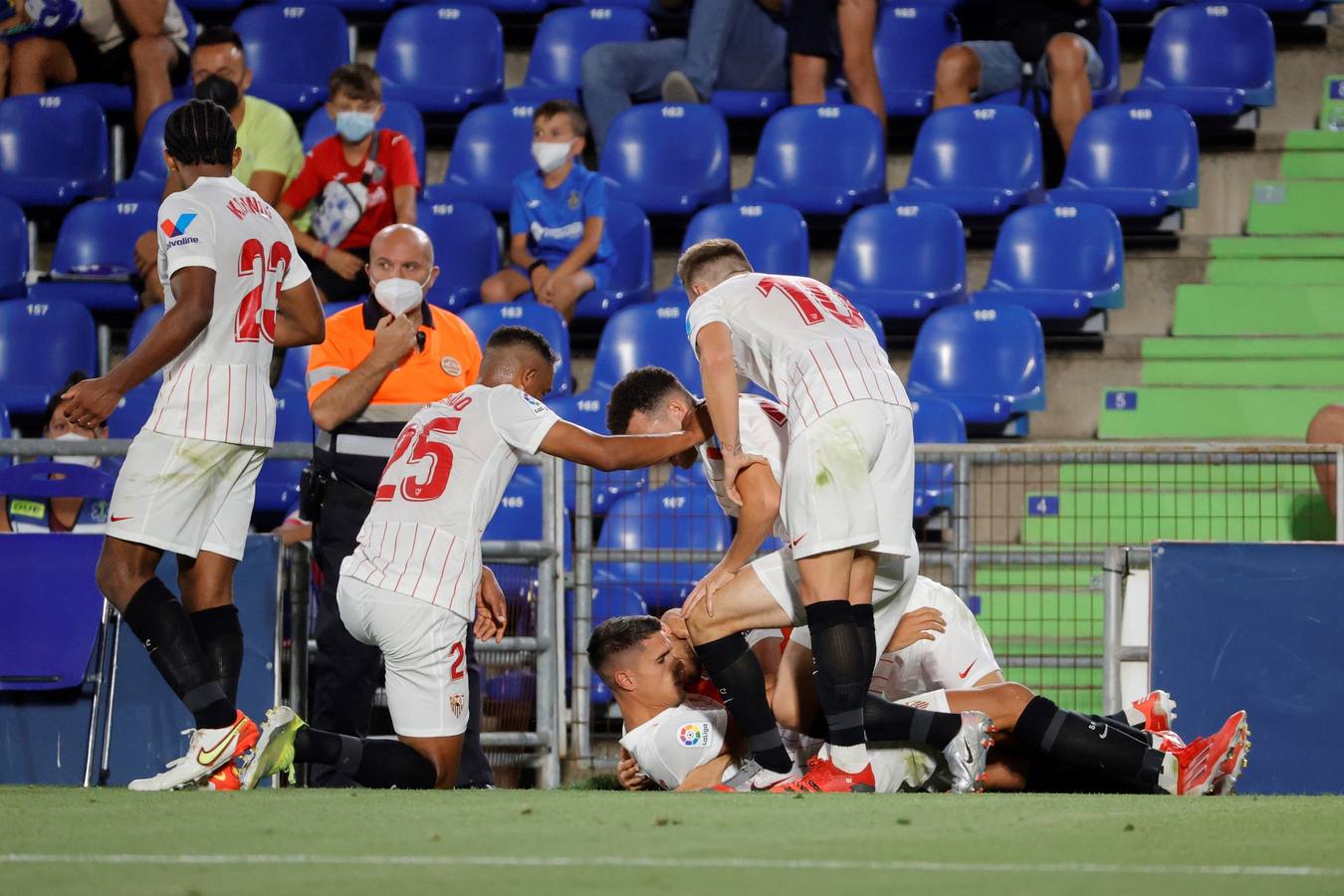 Partido ﻿entre el Getafe y El Sevilla disputado en el Coliseum Alfonso Pérez