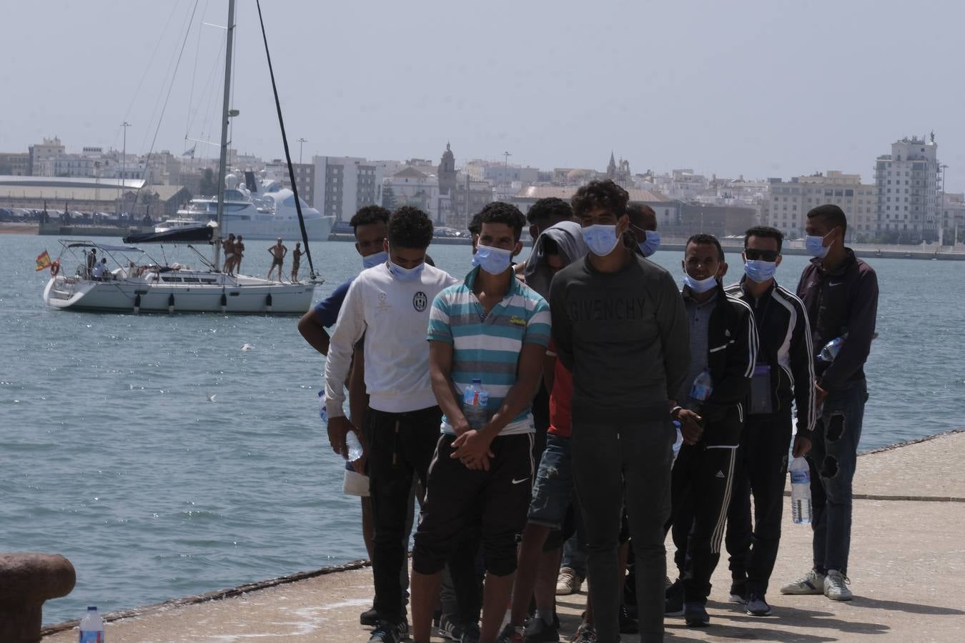 Fotos: Varias pateras llegan a Cádiz