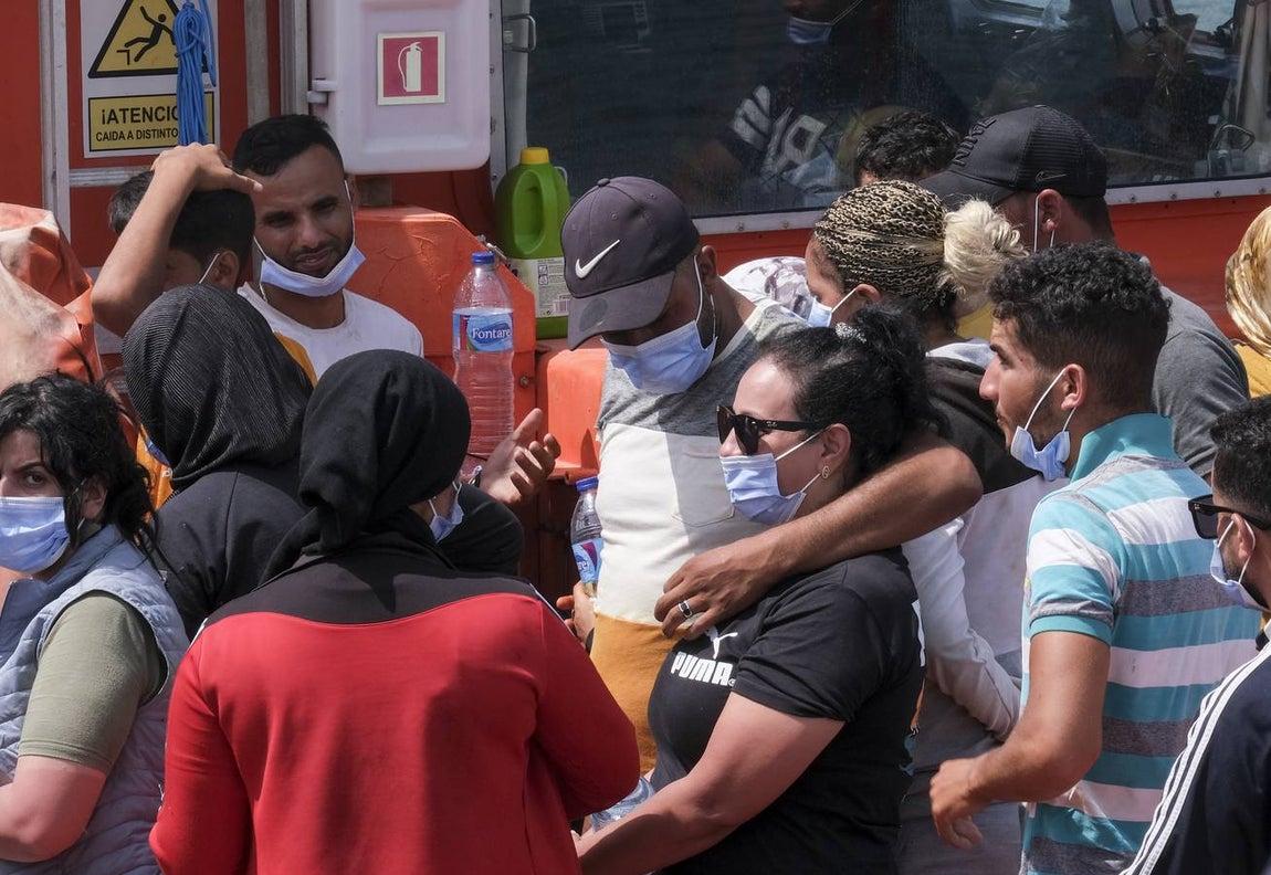 Fotos: Varias pateras llegan a Cádiz