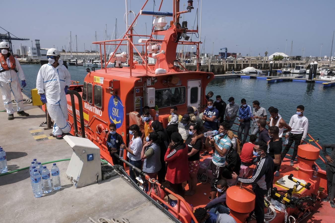 Fotos: Varias pateras llegan a Cádiz