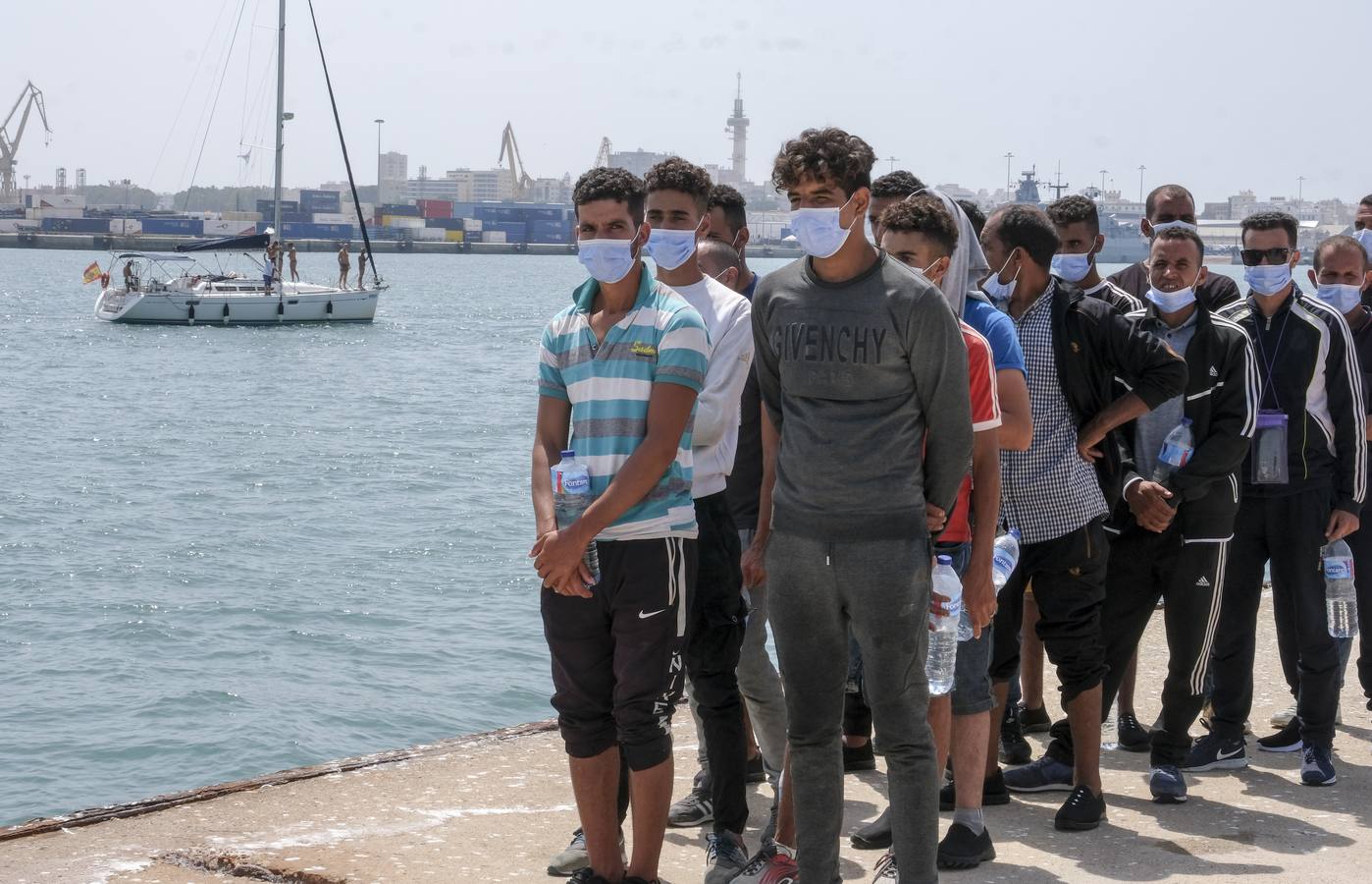Fotos: Varias pateras llegan a Cádiz