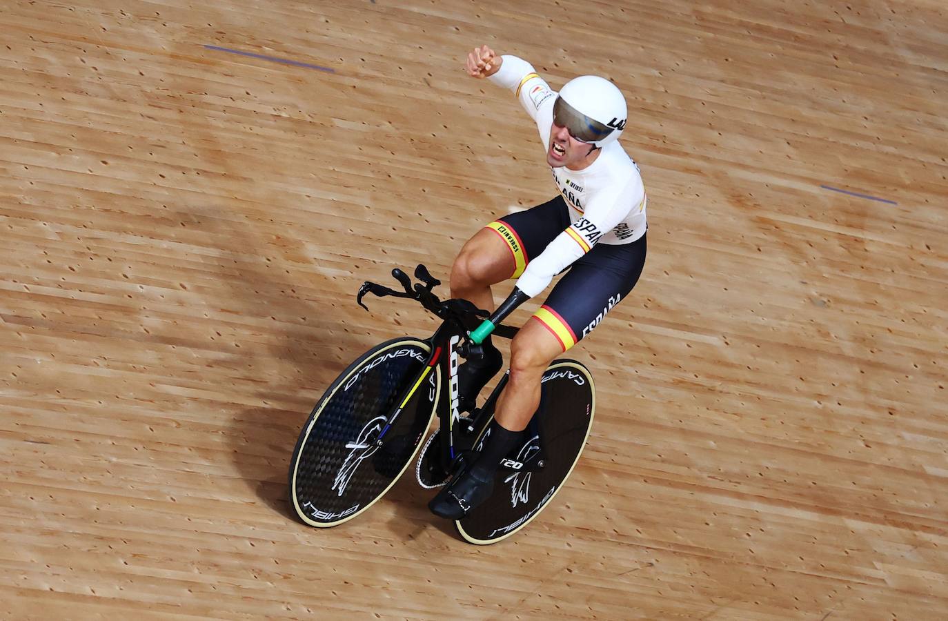 La medalla de oro del ciclista de Córdoba Alfonso Cabello, en imágenes