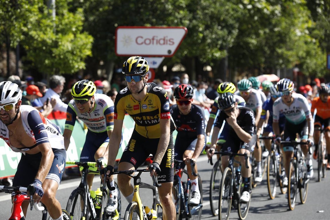 La Vuelta Ciclista a España a su paso por Córdoba, en imágenes
