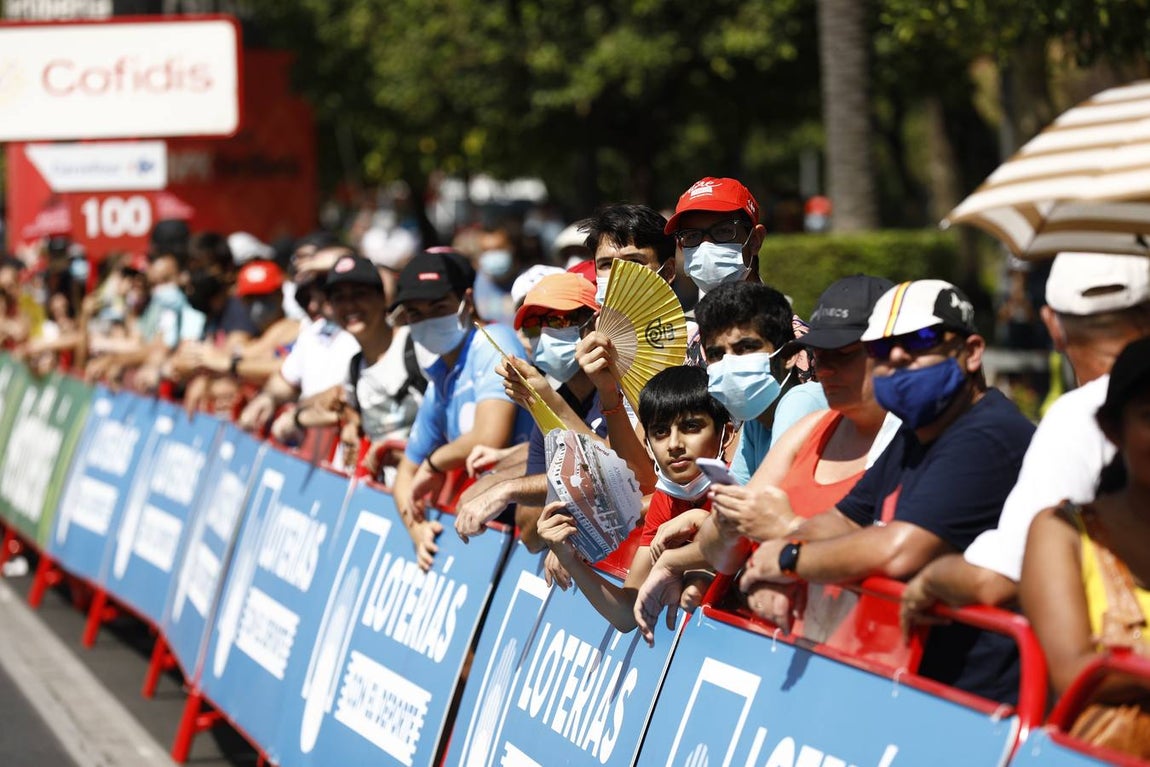 La Vuelta Ciclista a España a su paso por Córdoba, en imágenes