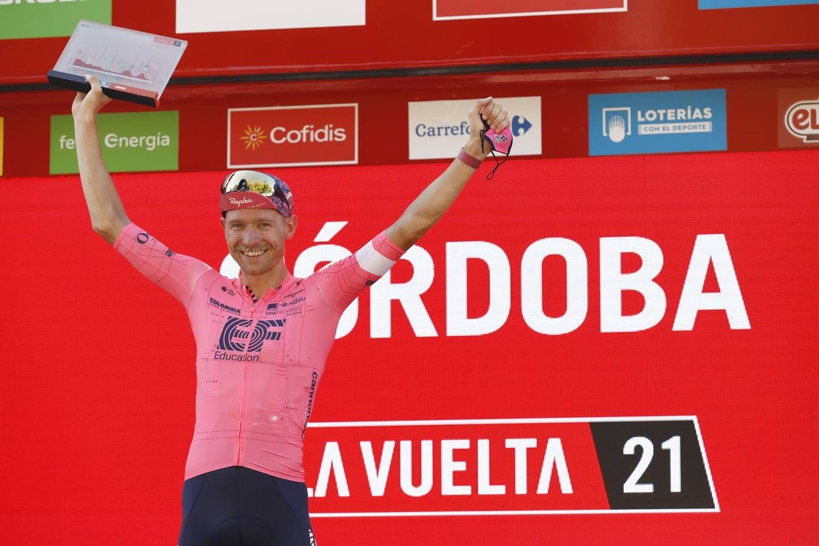 La Vuelta Ciclista a España a su paso por Córdoba, en imágenes