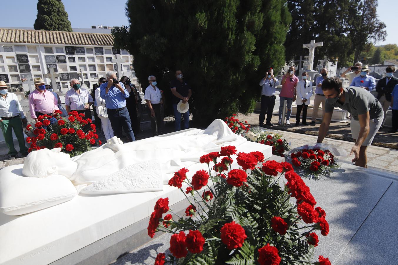 El homenaje a Manolete en el 74 aniversario de su muerte, en imágenes