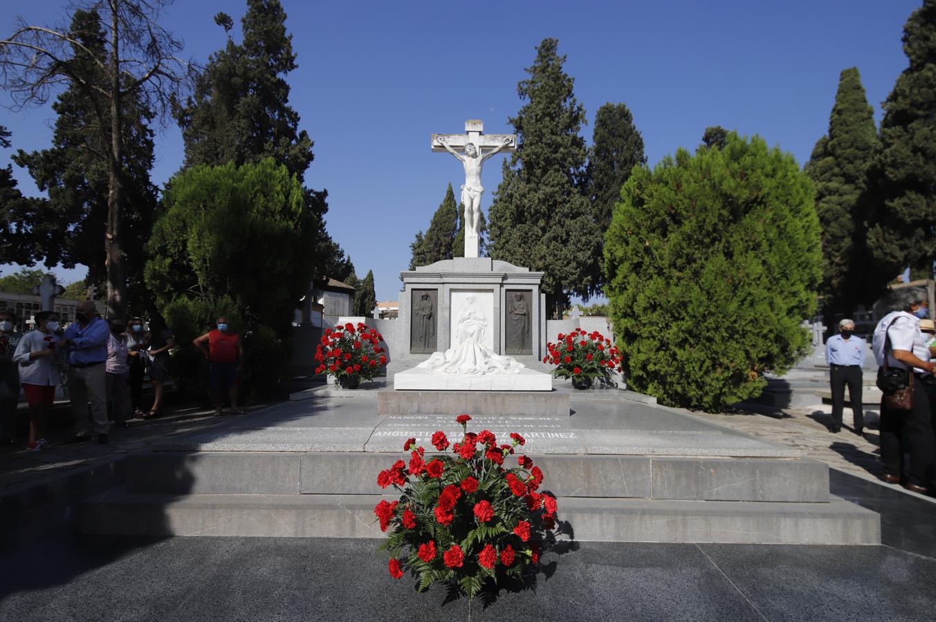 El homenaje a Manolete en el 74 aniversario de su muerte, en imágenes