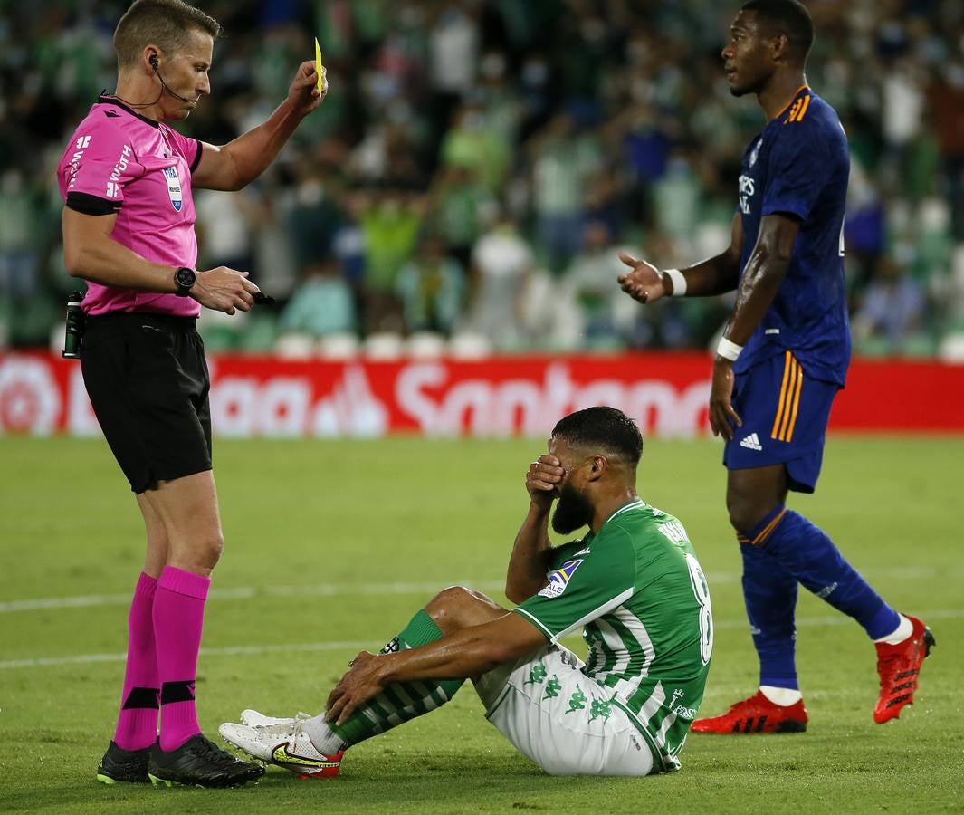 Partido entre el Real Betis y el Real Madrid disputado en el Benito Villamarín