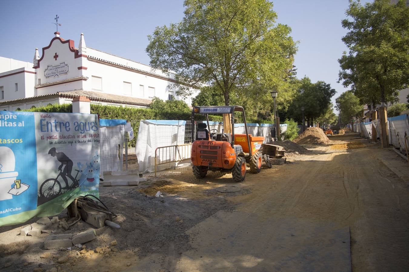 Obras en la avenida de la Cruz Roja y Torneo que se encontrarán los sevillanos a la vuelta de las vacaciones