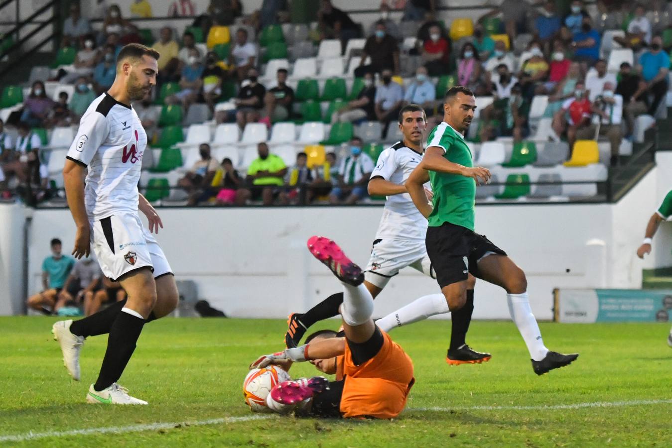 El Pozoblanco-Córdoba CF, en imágenes