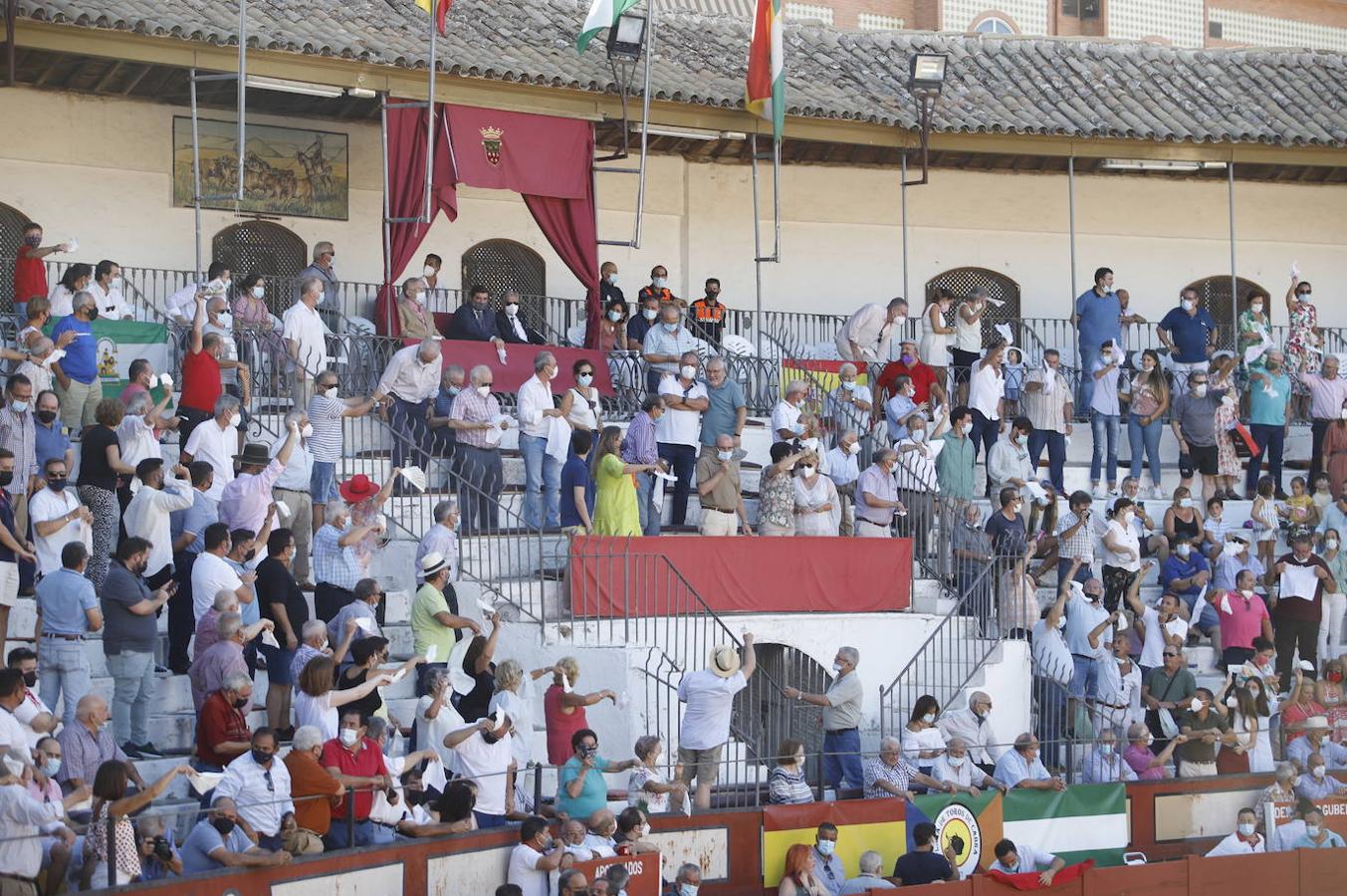 La feria taurina de Cabra, en imágenes