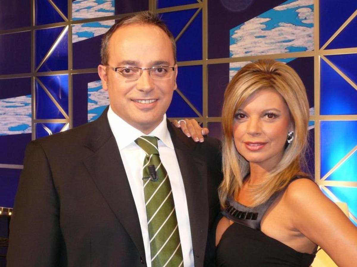 Terelu Campos junto a Alfredo Urdaci en el programa matutino 'Locos por Madrid' en 2015