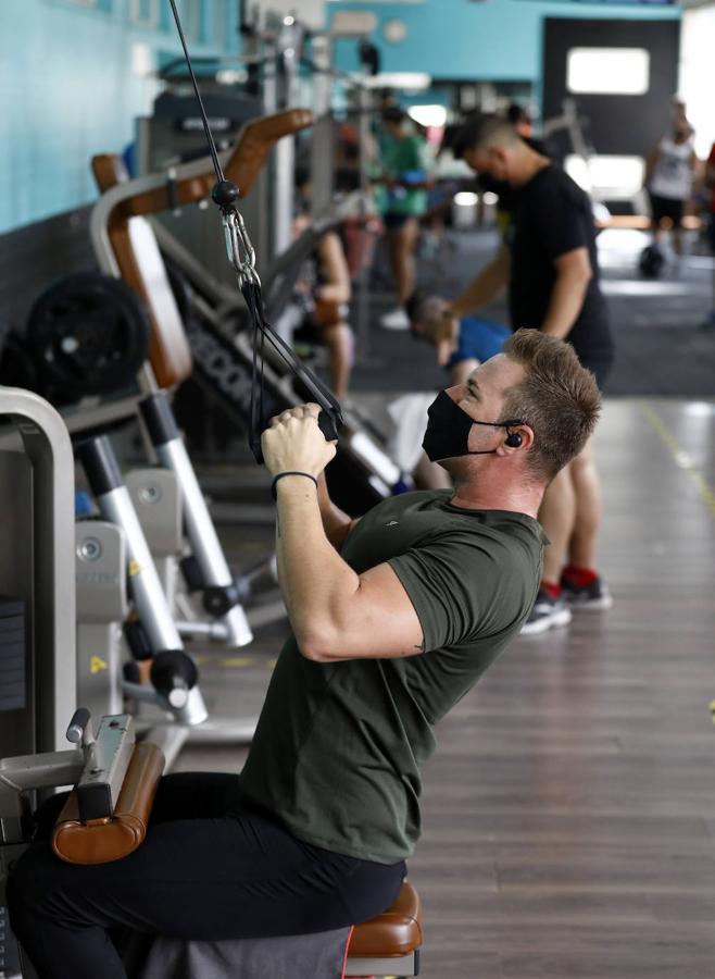 La vuelta a los gimnasios de Córdoba, en imágenes