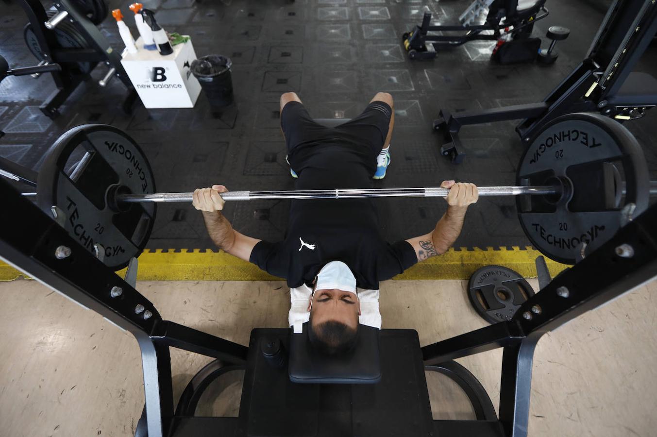 La vuelta a los gimnasios de Córdoba, en imágenes