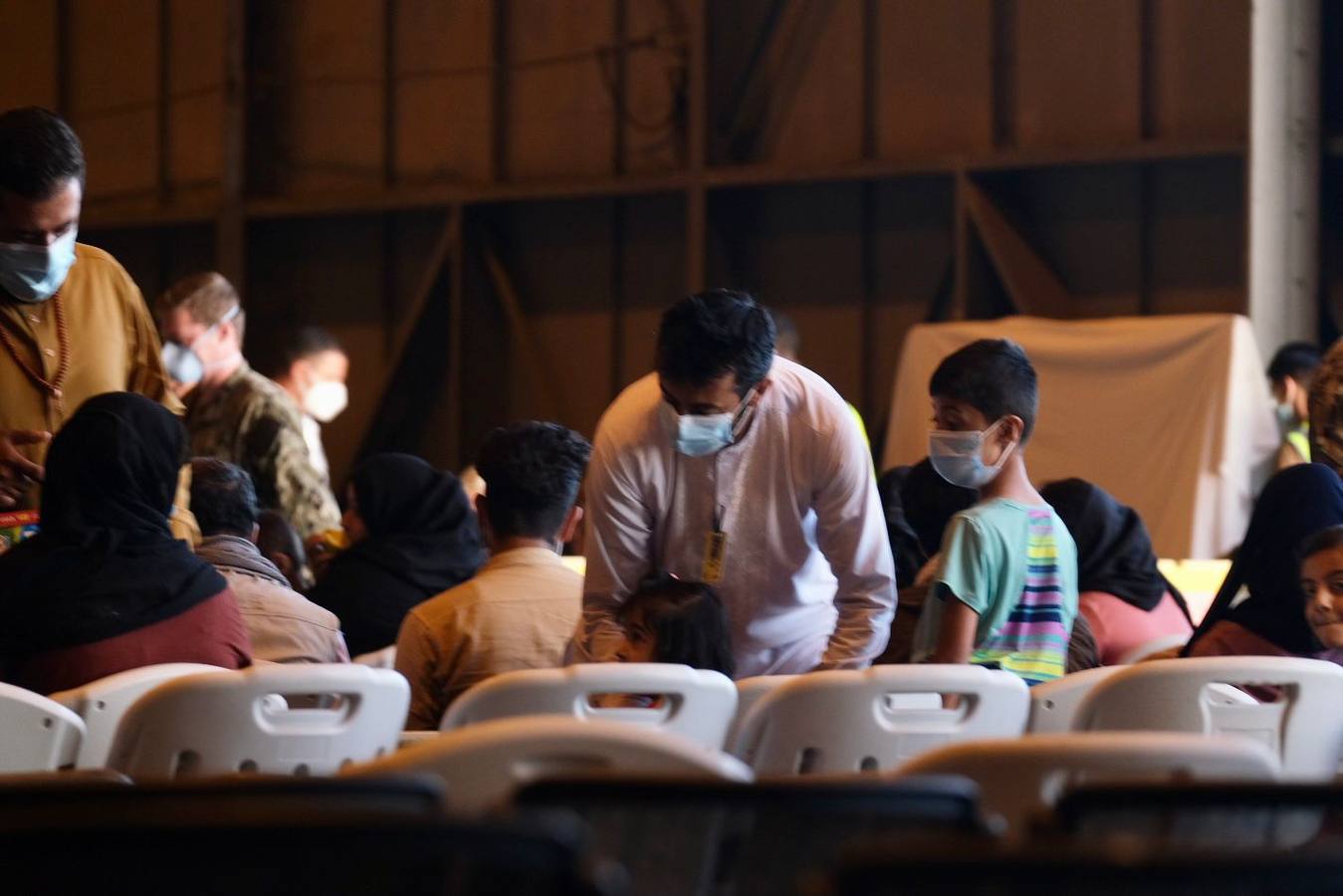 Fotos: Llega el sexto avión a Rota con refugiados procedentes de Afganistán