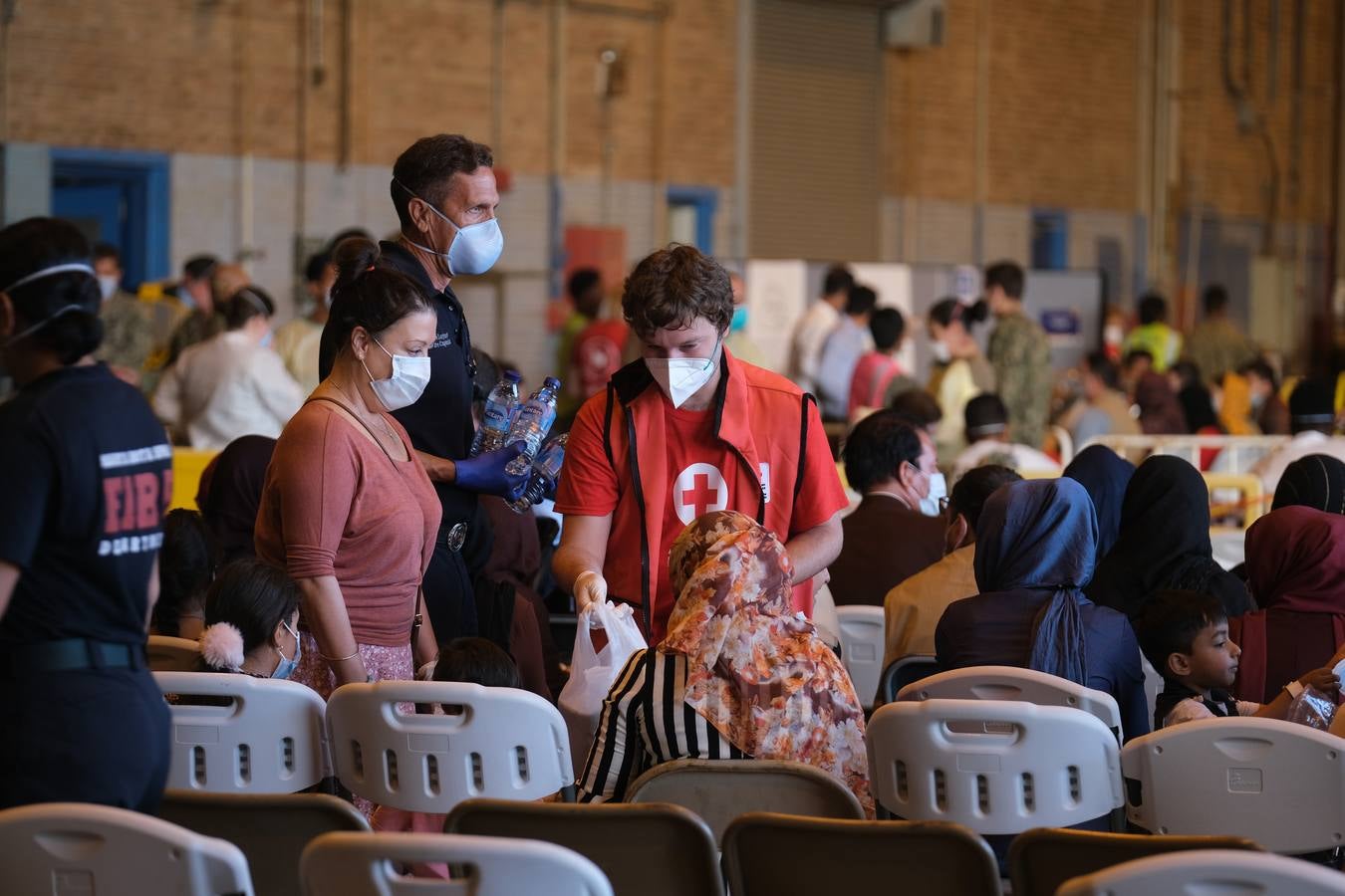 FOTOS: Así viven los refugiados afganos en la Base Naval de Rota