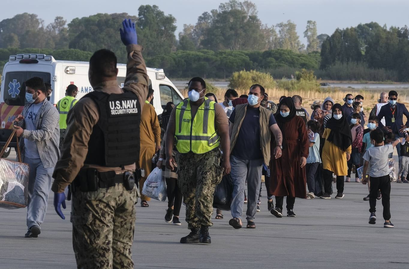 FOTOS: Así viven los refugiados afganos en la Base Naval de Rota