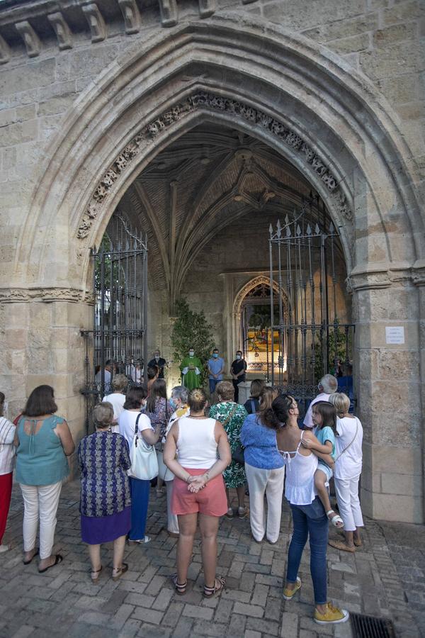 La bendición del agua del Pocito de la Fuensanta de Córdoba, en imágenes