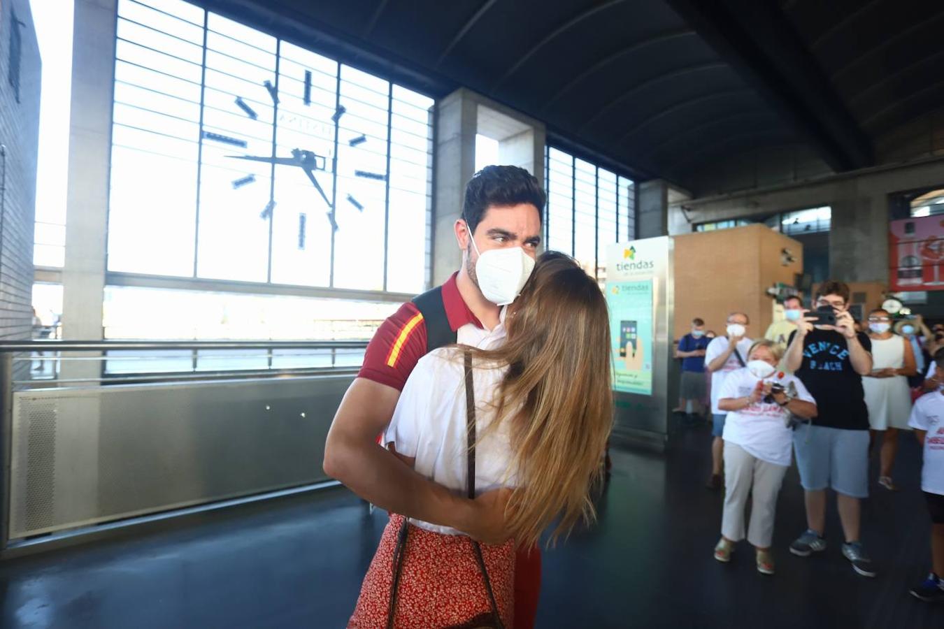 El recibimiento al ciclista Alfonso Cabello en Córdoba, en imágenes