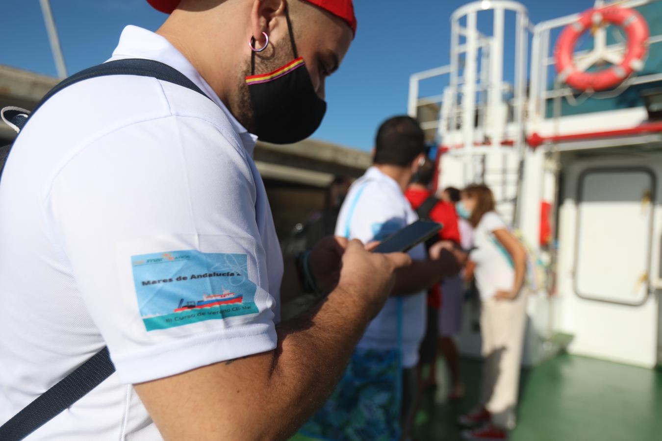 Fotos: La salida del buque oceanográfico &#039;UCAdiz&#039;