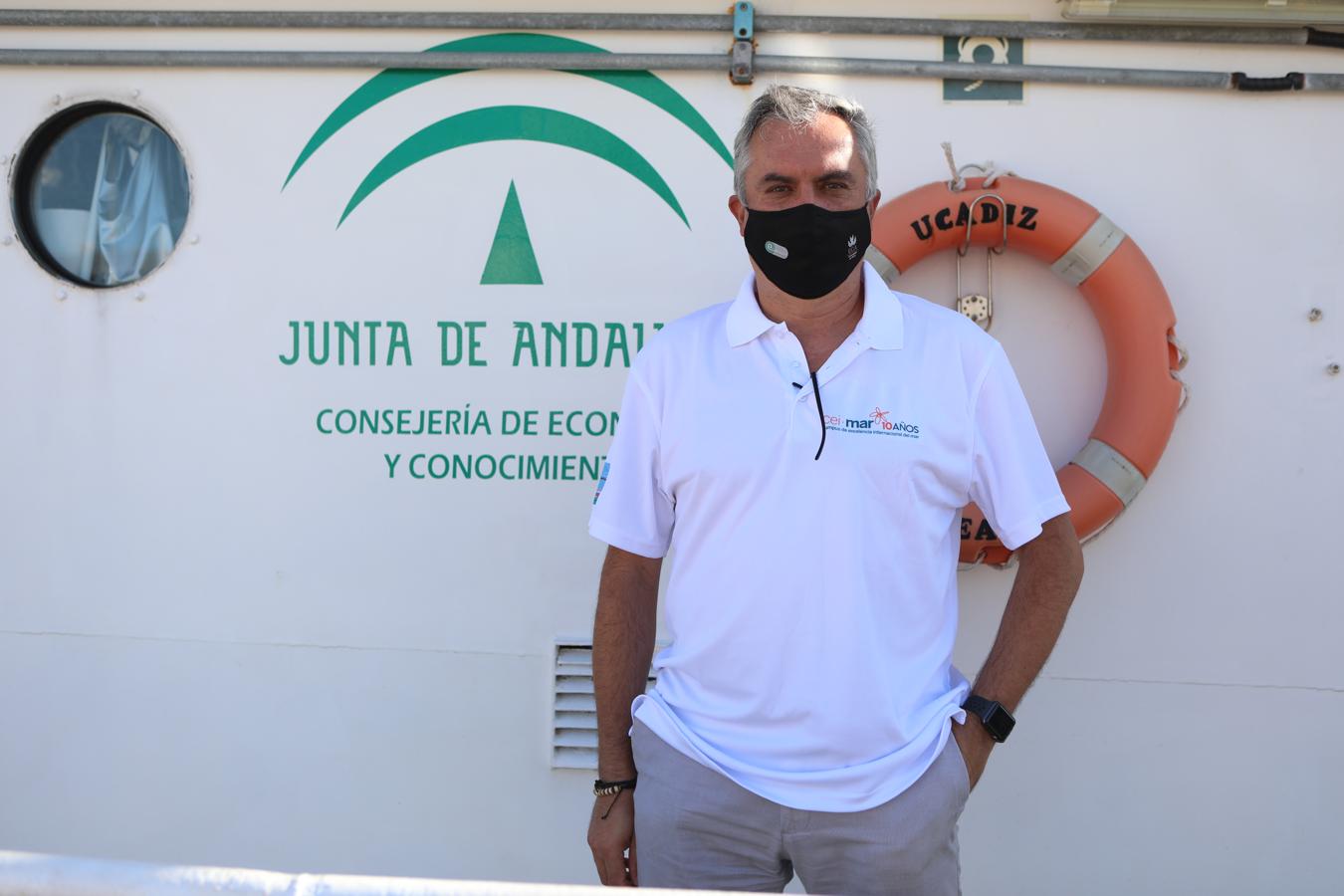 Fotos: La salida del buque oceanográfico &#039;UCAdiz&#039;