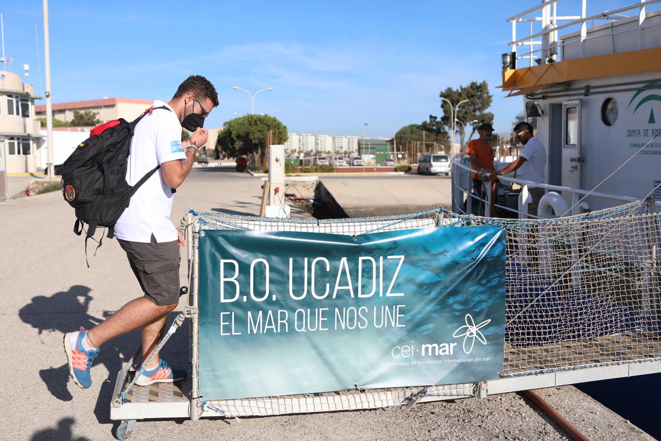 Fotos: La salida del buque oceanográfico &#039;UCAdiz&#039;