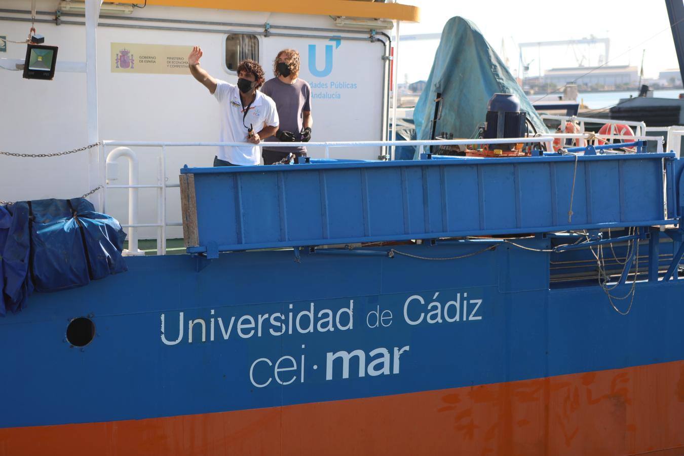 Fotos: La salida del buque oceanográfico &#039;UCAdiz&#039;