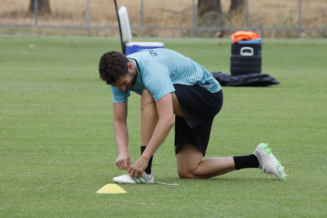 El entrenamiento del Córdoba CF en la festividad de la Virgen de la Fuensanta, en imágenes