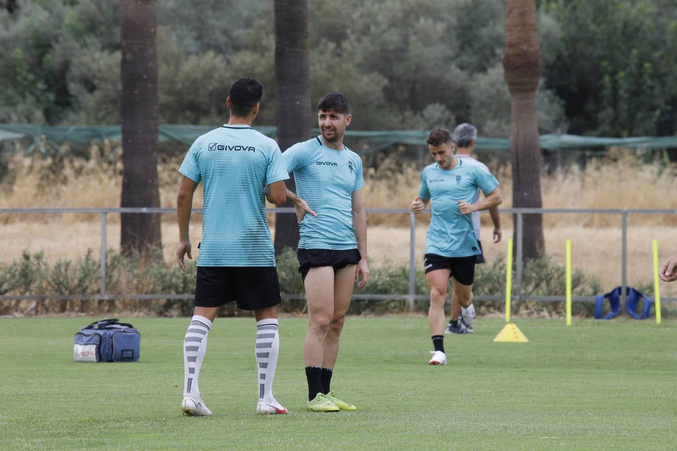 El entrenamiento del Córdoba CF en la festividad de la Virgen de la Fuensanta, en imágenes