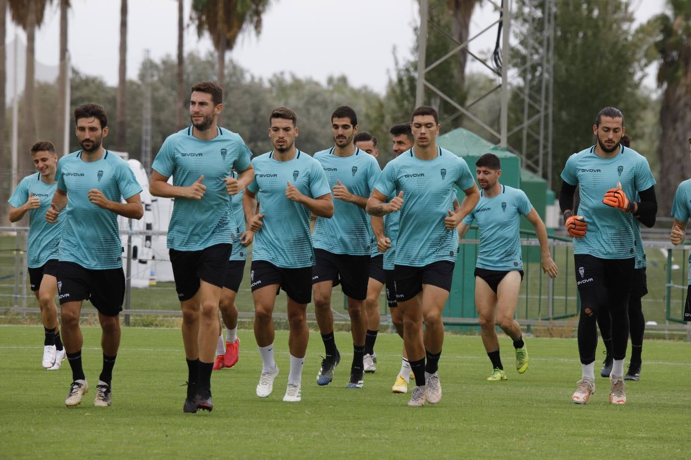 El entrenamiento del Córdoba CF en la festividad de la Virgen de la Fuensanta, en imágenes