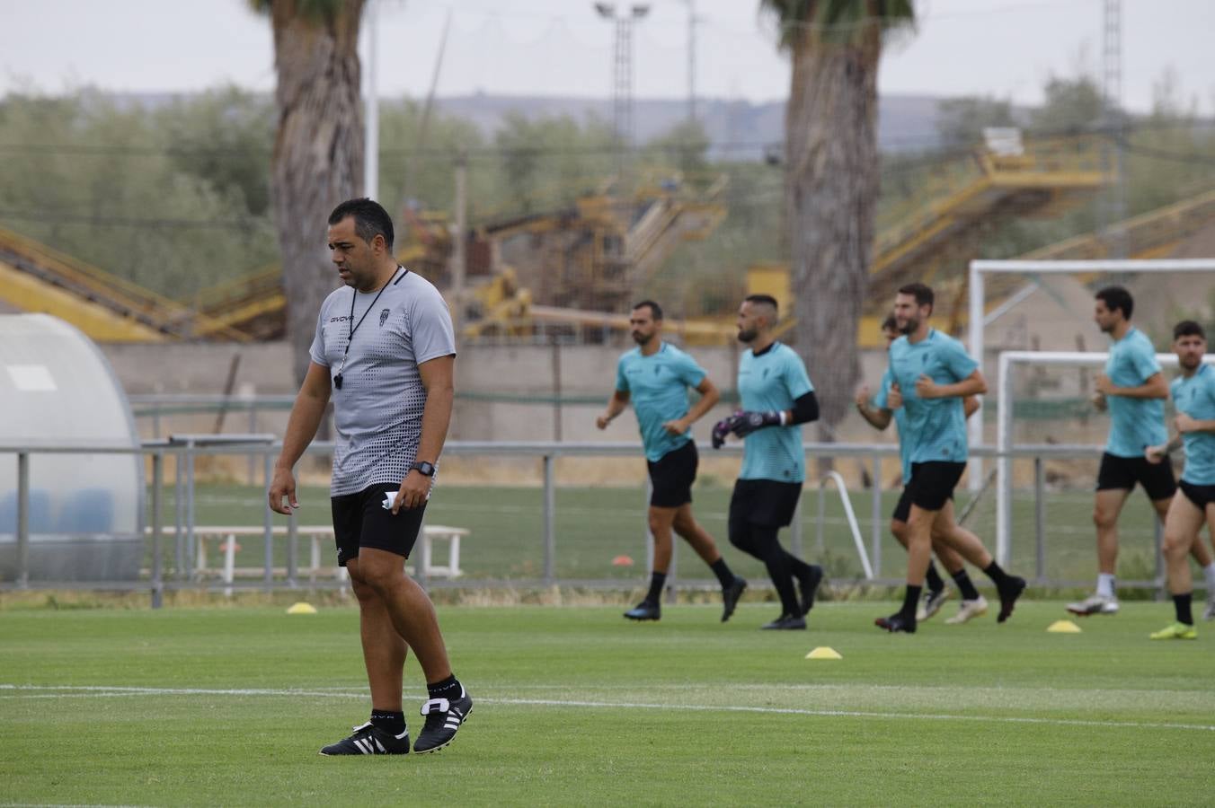 El entrenamiento del Córdoba CF en la festividad de la Virgen de la Fuensanta, en imágenes