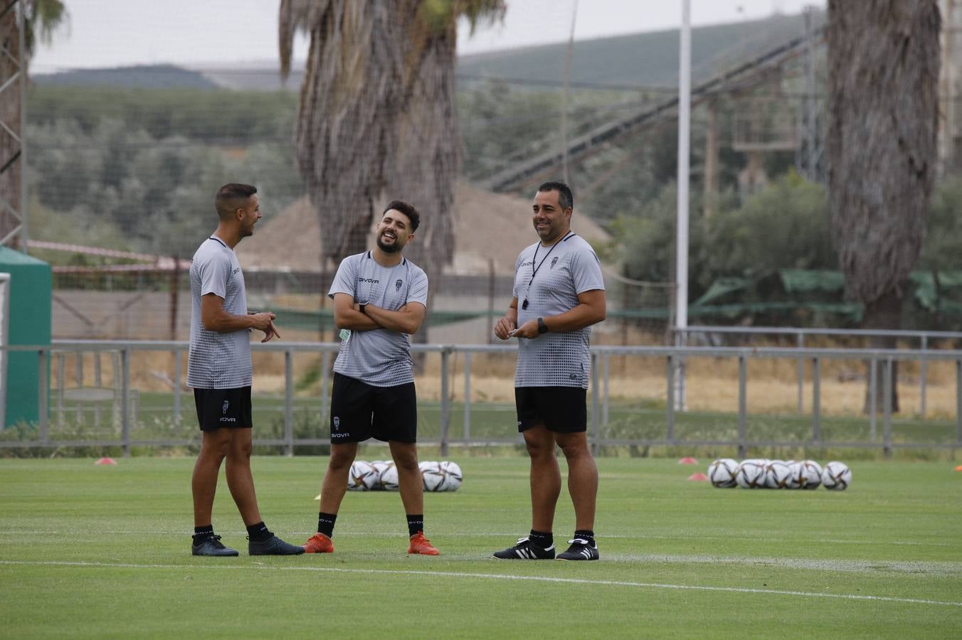 El entrenamiento del Córdoba CF en la festividad de la Virgen de la Fuensanta, en imágenes