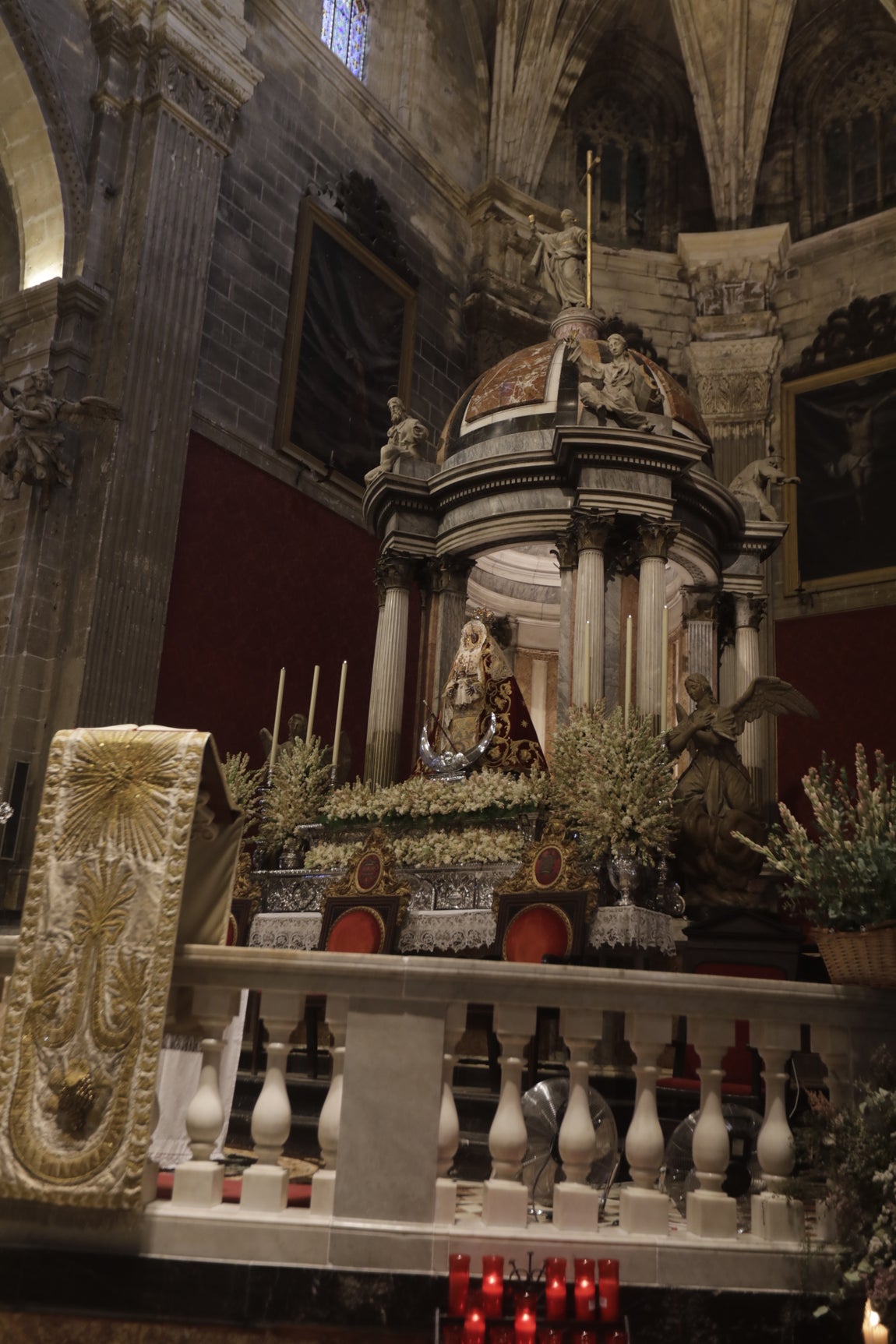 En imágenes: Así ha sido la procesión de la Virgen de los Milagros, en El Puerto