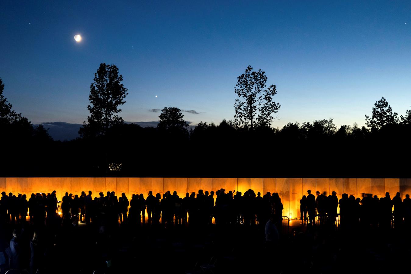 La vigilia de los familiares, en vísperas del 20 aniversario del 11 de septiembre. 