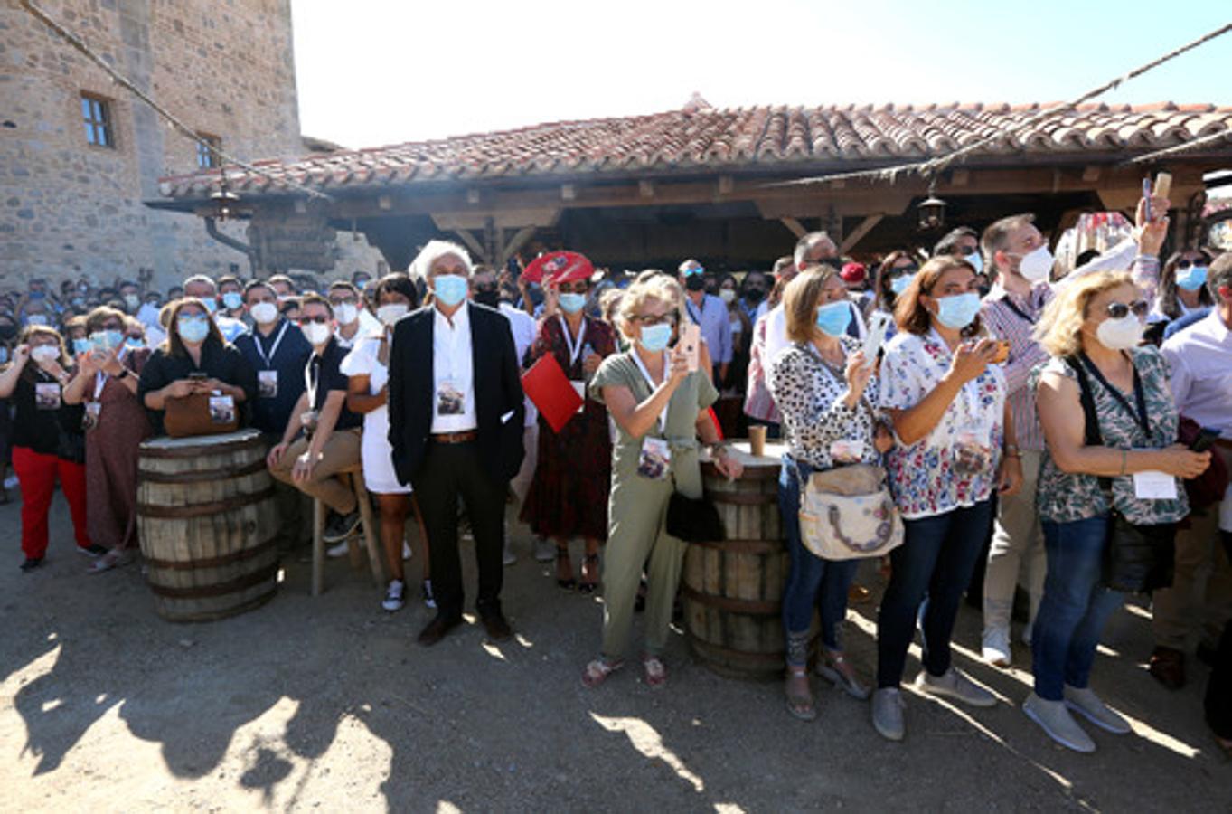 Las imágenes de los invitados al acto de inauguración de Puy du Fou