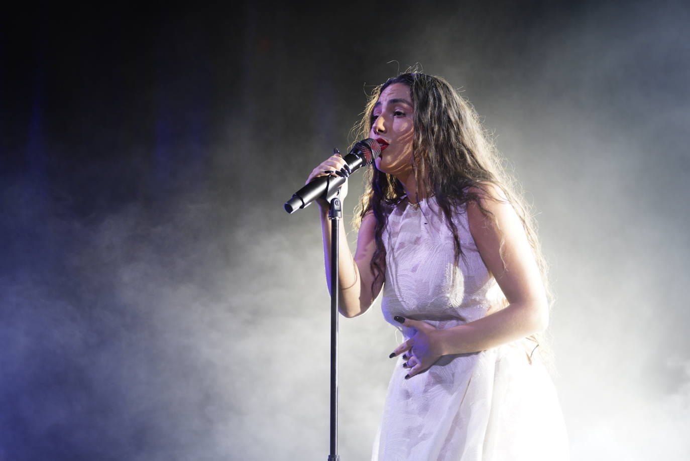 En imágenes, el concierto de María José Llergo en Pozoblanco