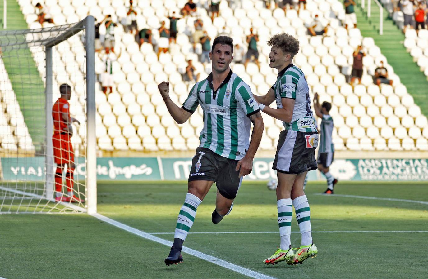 Las mejores imágenes del Córdoba CF - Cádiz B