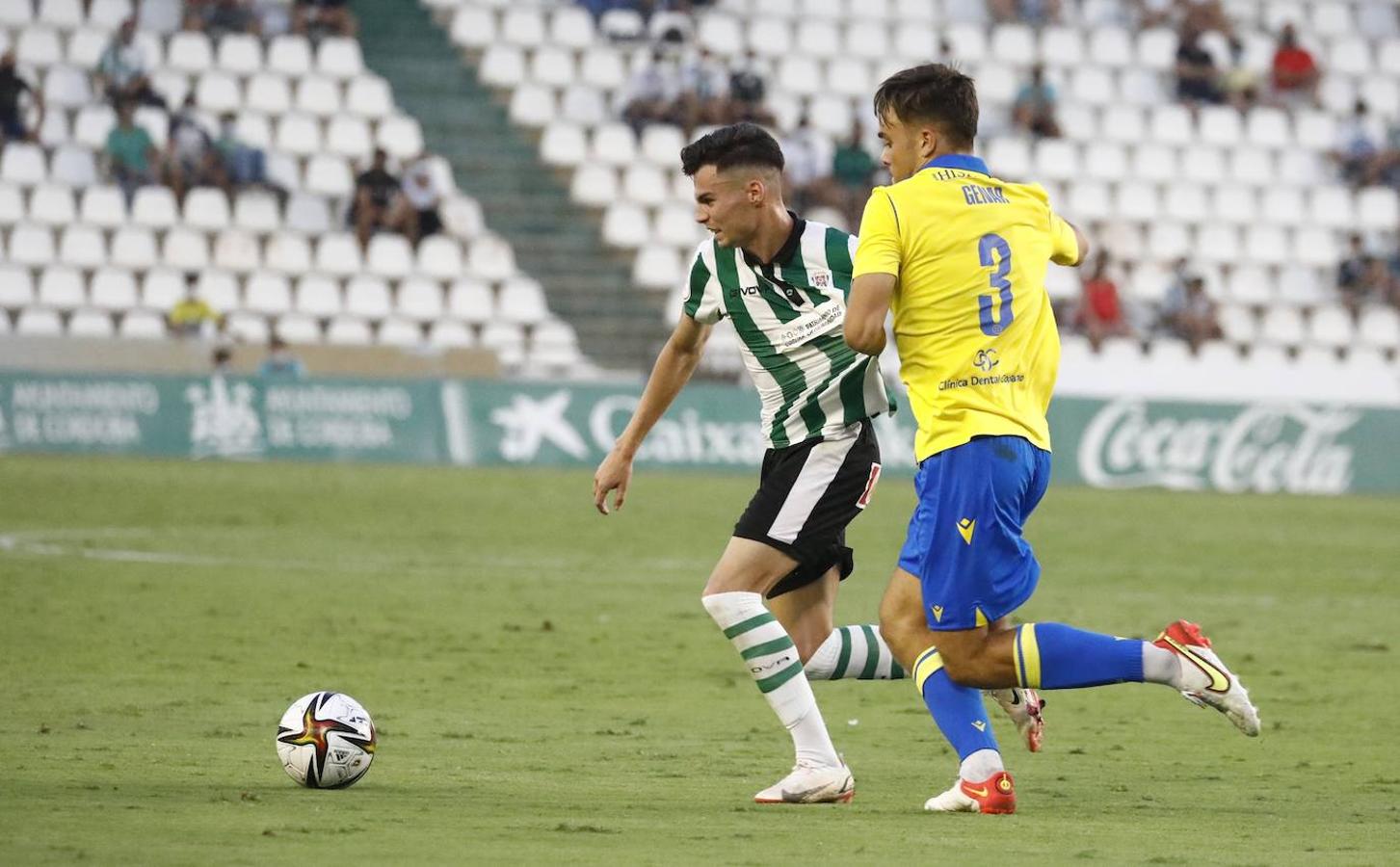 Las mejores imágenes del Córdoba CF - Cádiz B