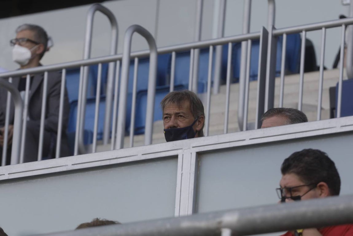 Búscate en el partido del Cádiz CF vs Real Sociedad