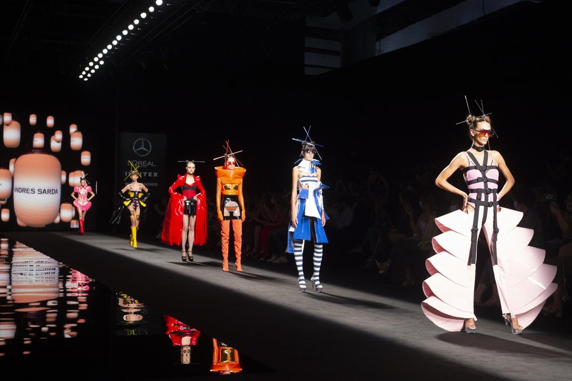 Andres Sarda primavera/verano 2022. 