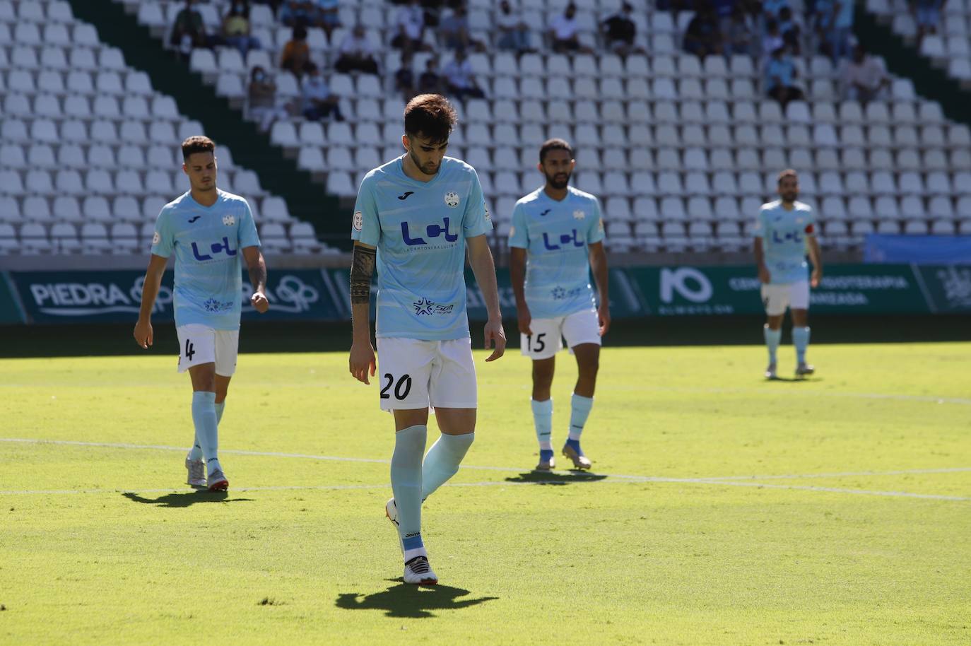 Las mejores imágenes del derbi Córdoba B - Ciudad de Lucena