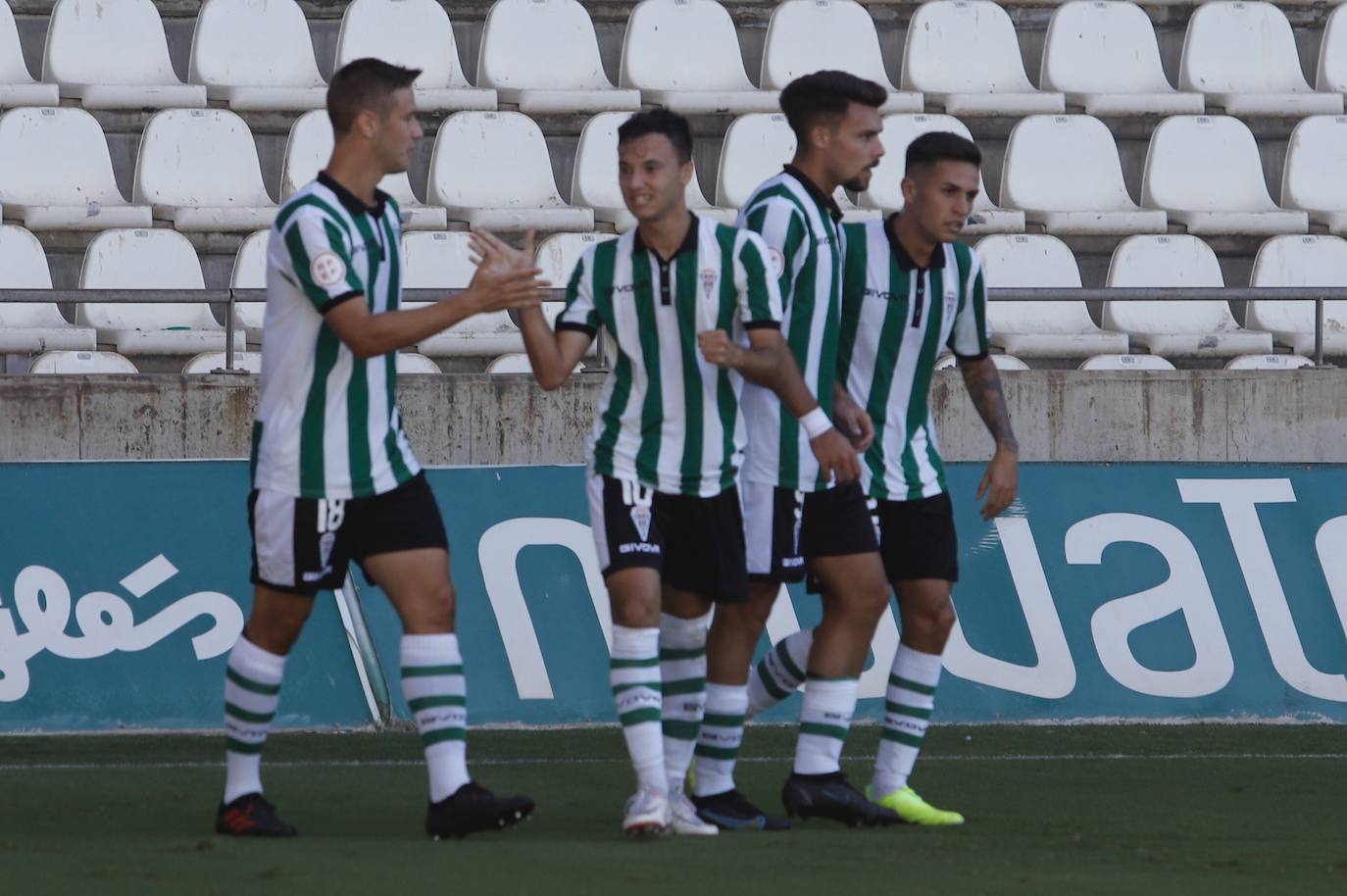 Las mejores imágenes del derbi Córdoba B - Ciudad de Lucena