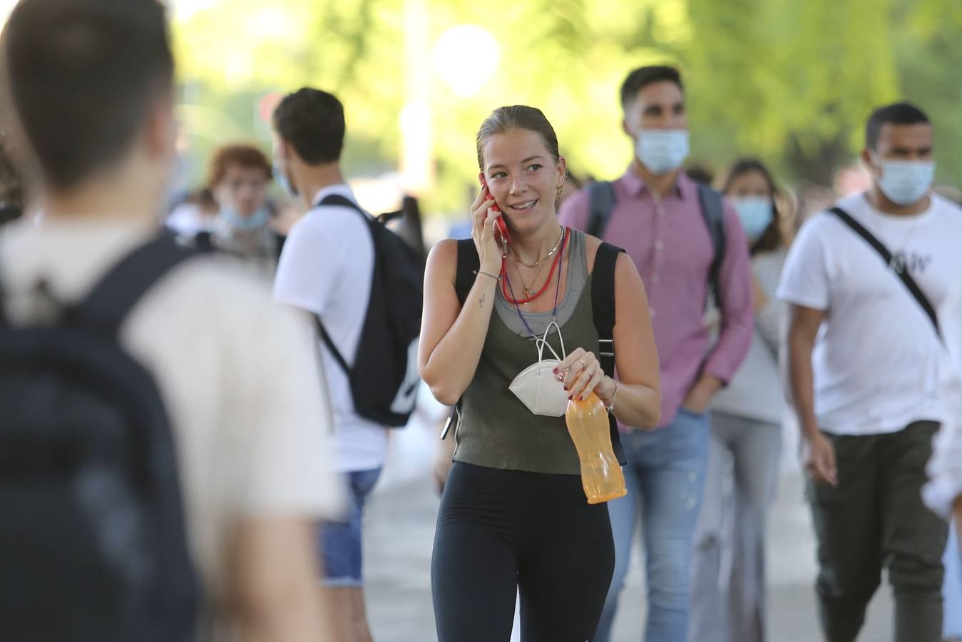 Los universitarios de Sevilla han vuelto a clase con normalidad para un nuevo curso