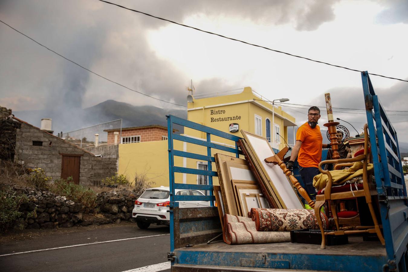 El día después de la erupción del volcán, en imágenes