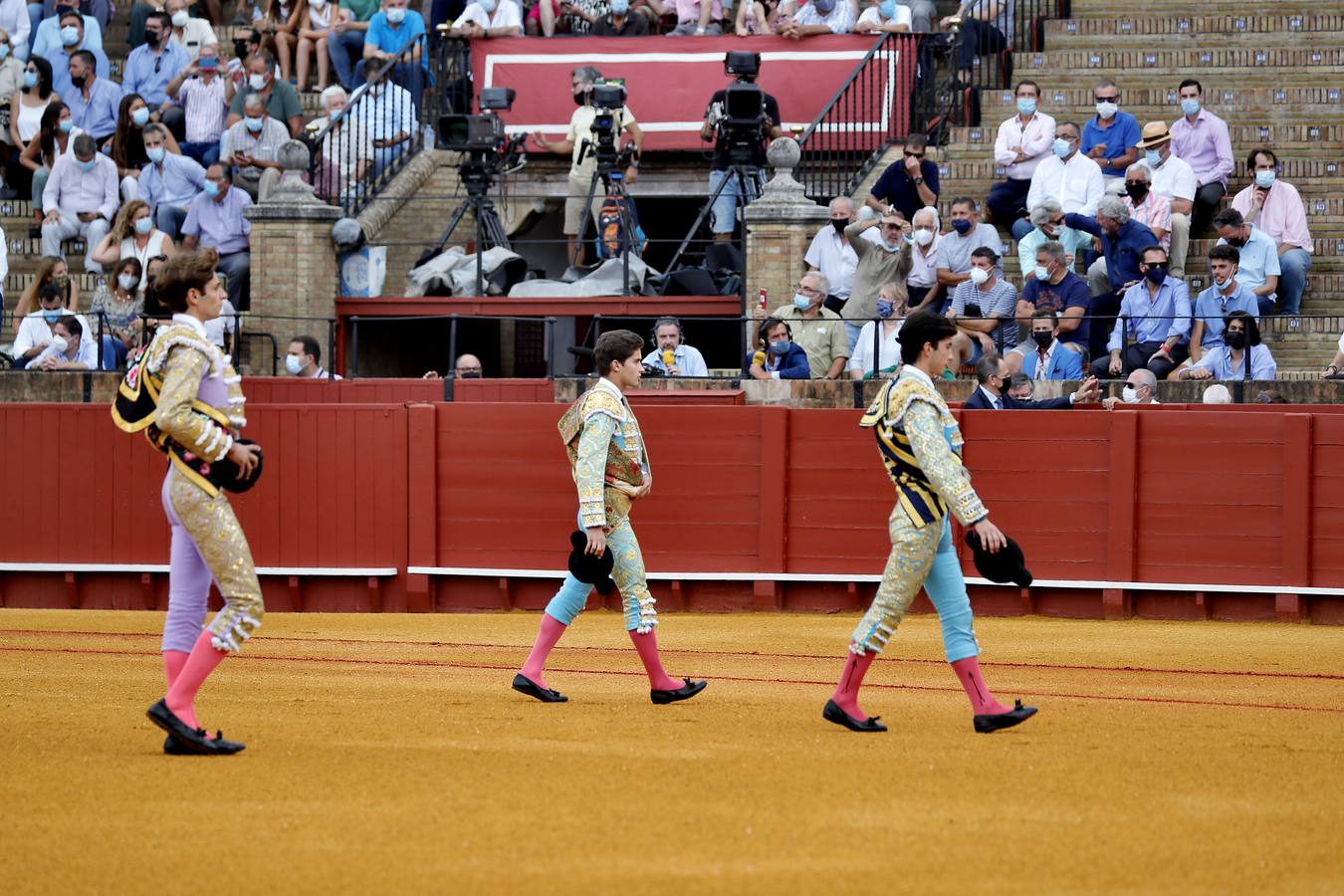 En imágenes, tarde de ilusiones en la Maestranza