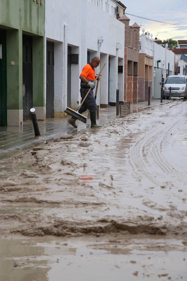 Inundaciones en Córdoba | La tromba de agua en Lucena y sus consecuencias, en imágenes