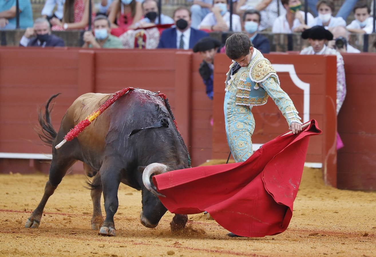 El sevillano Manolo Vázquez, en su debut en la Maestranza