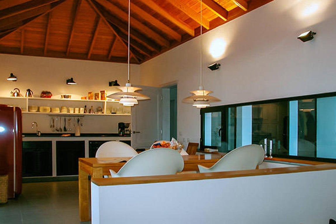 La Casa Rural Camelback presumía de estar «sumida en una profunda tranquilidad, con vistas al mar y a la montaña». 