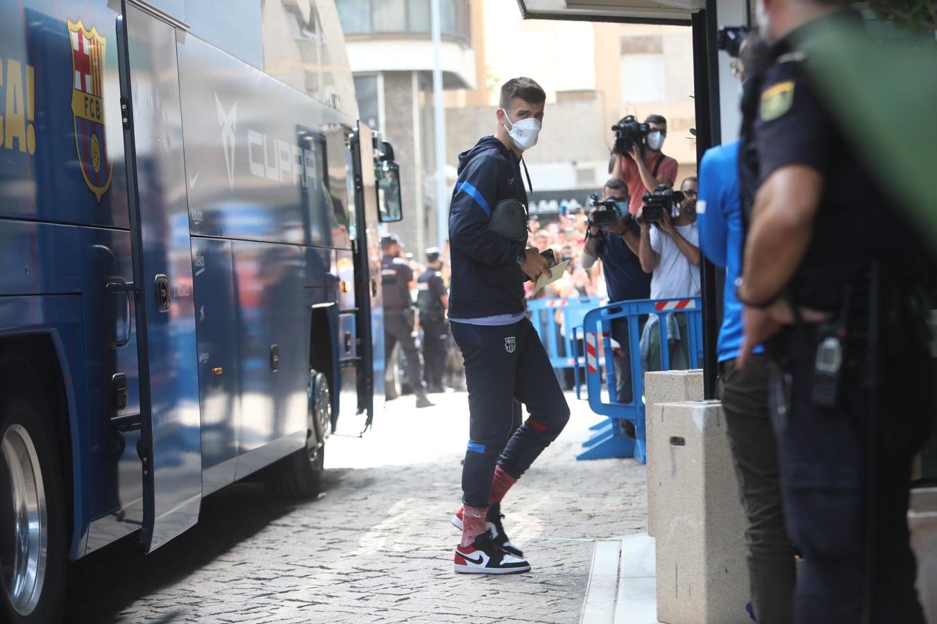 FOTOS: La llegada del Barcelona a Cádiz