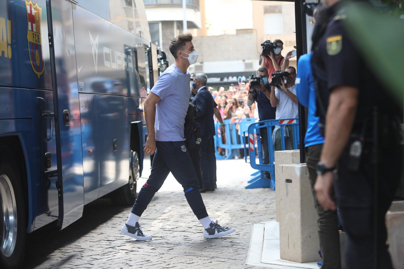 FOTOS: La llegada del Barcelona a Cádiz